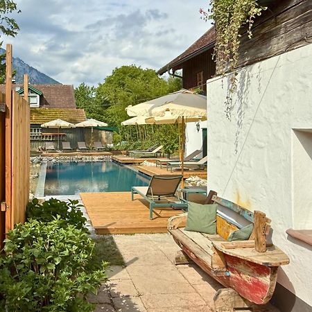 Der Schlosswirt Zu Anif - Biedermeierhotel Und Restaurant Exterior foto